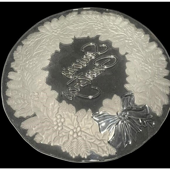 Vintage Mikasa Season’s Greetings Wreath Embossed Clear & Frosted Glass Platter - Picture 4 of 9